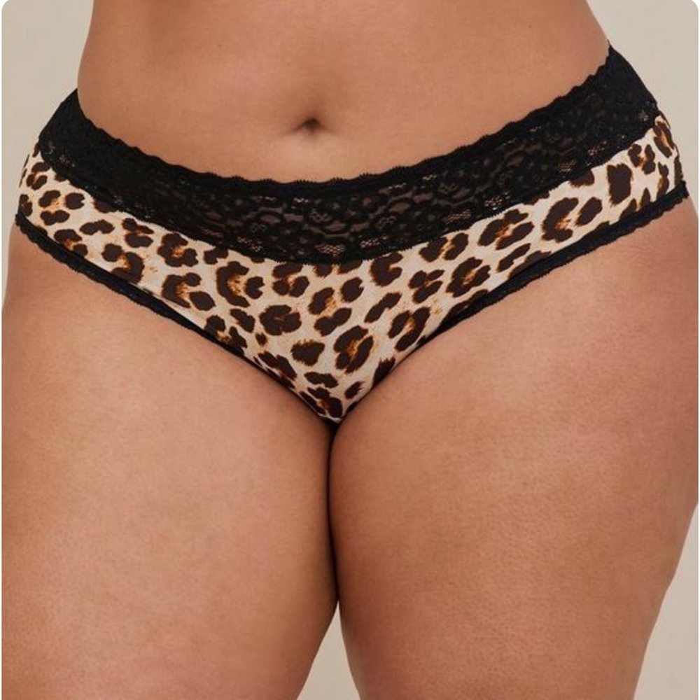 Torrid Sexy Hipster Panty! Lace Trim! NWT!
